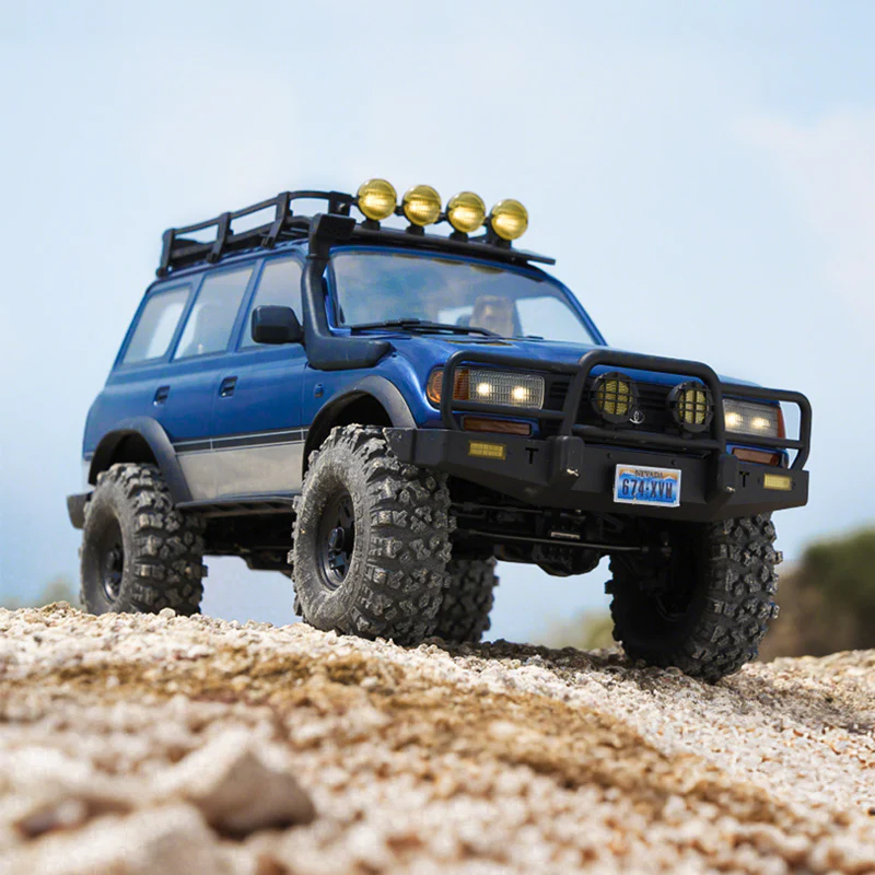 FMS 1:10 FCX10 PRO Brushless Toyota Land Cruiser LC80 RS - Image 11