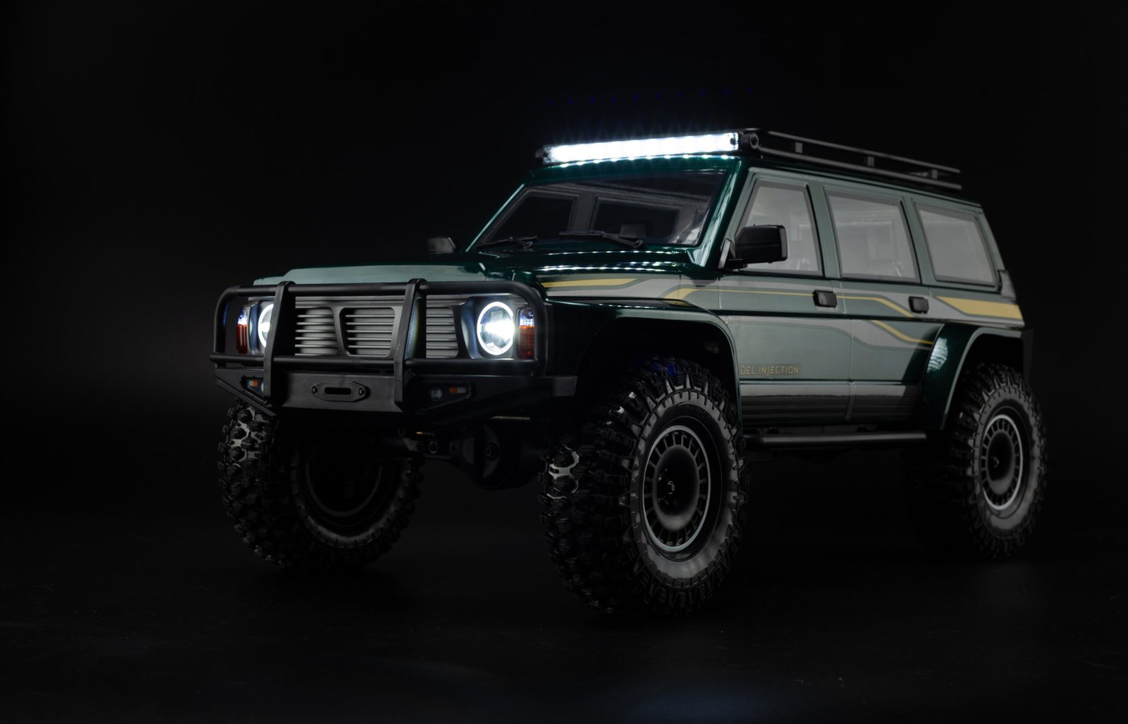 YK4107-PRO 1/10 CRAWLER - NISSAN