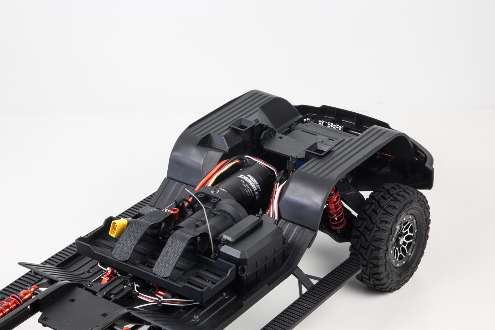 Primal RC 1/8 Scale RAM 1500 FOC Brushless & Brushed RTR 4WD Trail Truck, Crawler, On Road , OFF - Road - Image 45