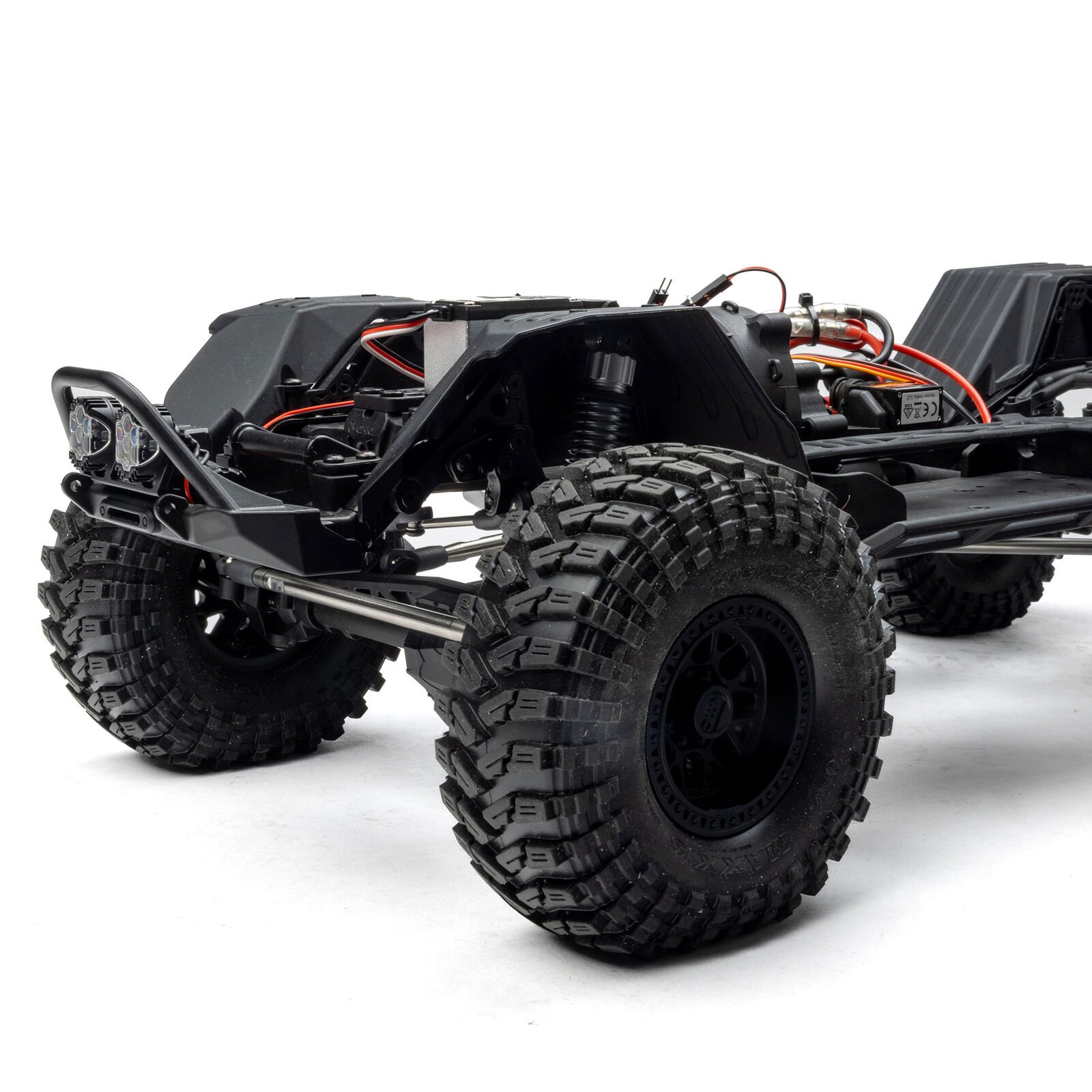 Axial 1/10 SCX10 III Motobilt Waypoint Jeep JT Gladiator 4X4 RTR Brushed Rock Crawler, Tan - Image 14