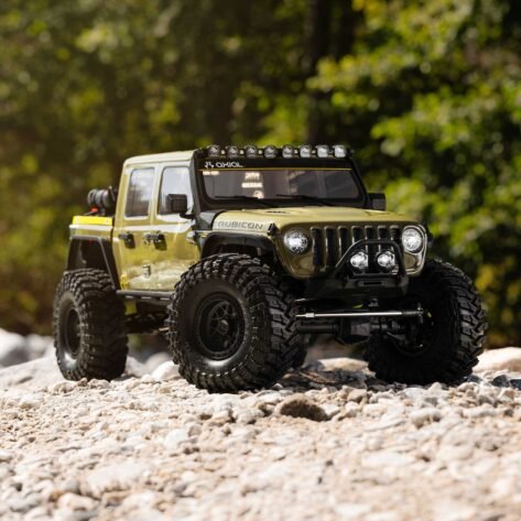 Axial 1/10 SCX10 III Motobilt Waypoint Jeep JT Gladiator 4X4 RTR Brushed Rock Crawler, Green